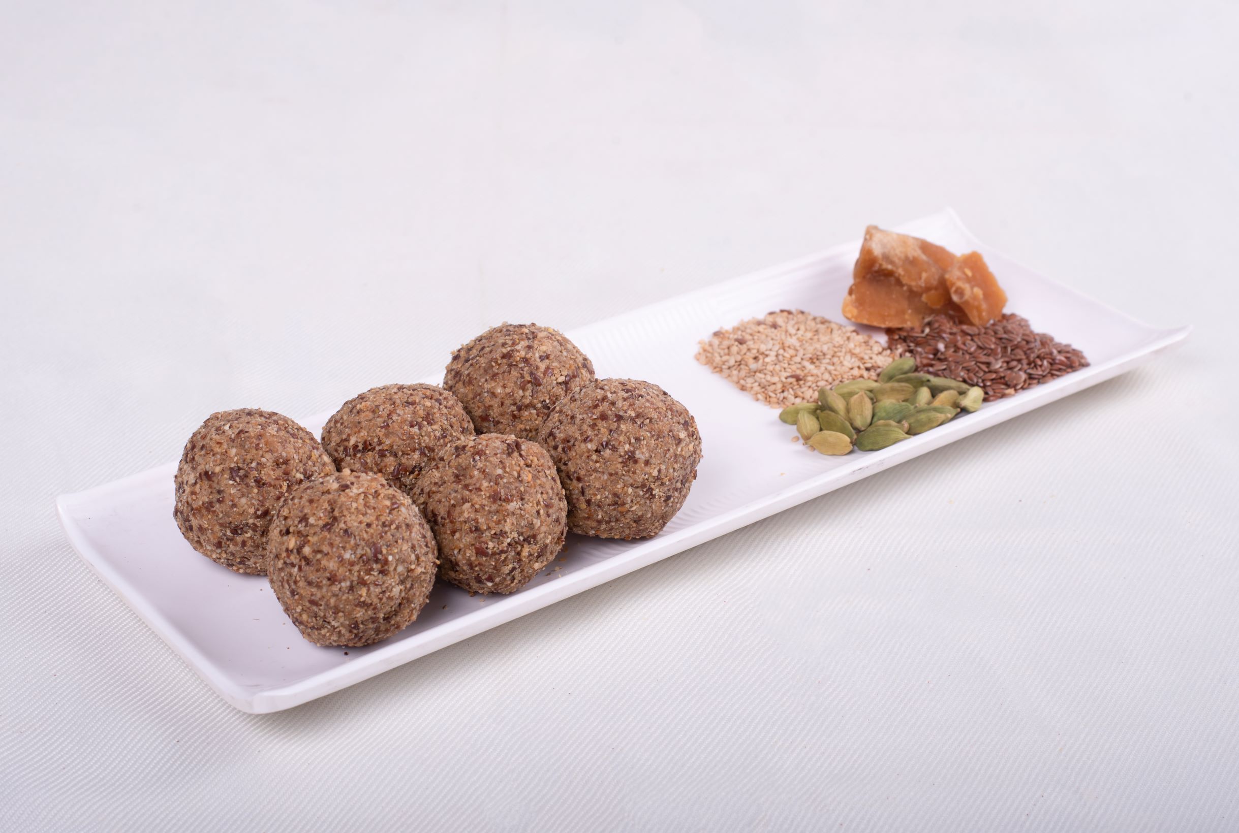 Earthy Rasoi Flaxseed Laddoo